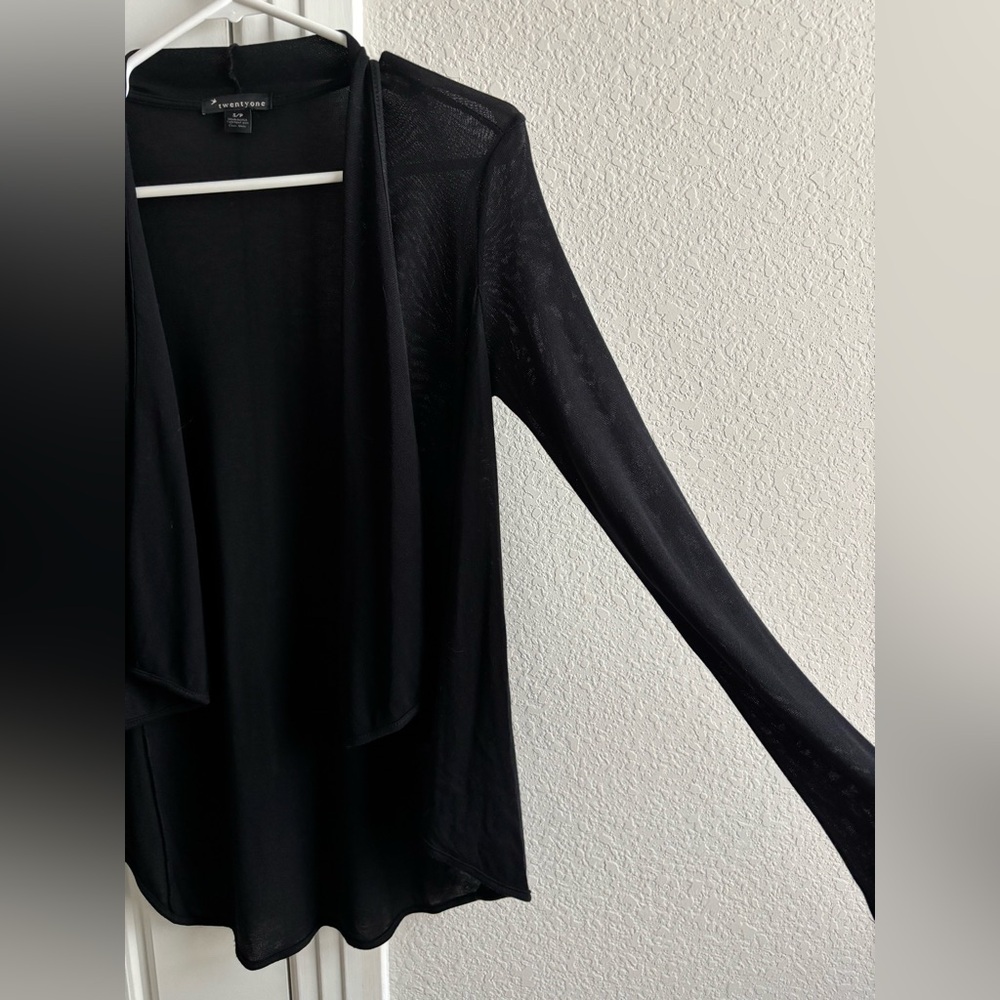Forever 21 black lightweight asymmetric cardigan (size S) - Picture 3 of 7
